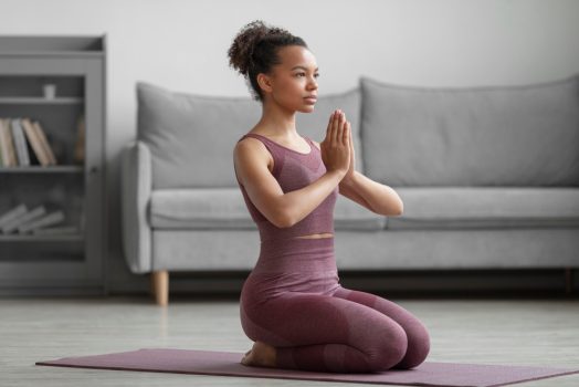 Quels sont les exercices de yoga recommandés pour la souplesse?