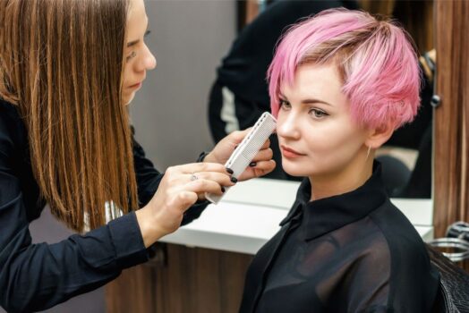 Les accessoires pour mettre en valeur vos coiffures courtes