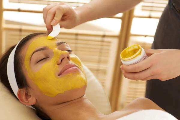 Le « multi-masking » : comment traiter plusieurs problèmes de peau en même temps ?