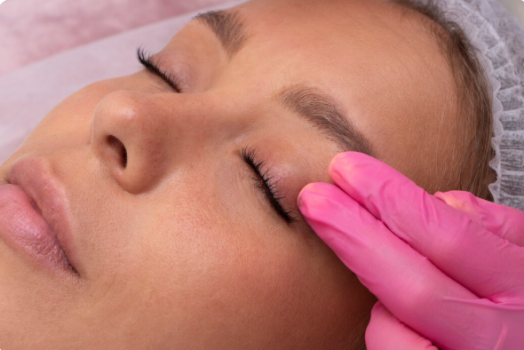 Le rehaussement de cils abîme-t-il les yeux ? On vous dit tout !