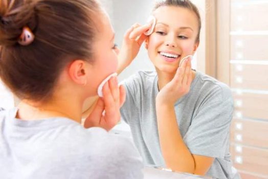 Le guide pour comprendre et équilibrer sa peau mixte