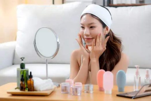 Centella asiatica, panthénol, avoine : les meilleurs actifs apaisants.