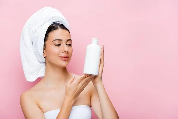 Le rôle du pH dans les produits cosmétiques et son importance pour la peau.