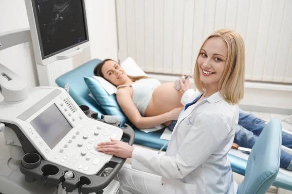 L&rsquo;importance du suivi prénatal pour vous et votre bébé