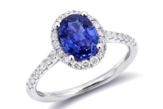 Quelle bague choisir entre un saphir de Ceylan et du Cachemire ?